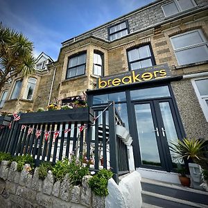 Breakers Guest House